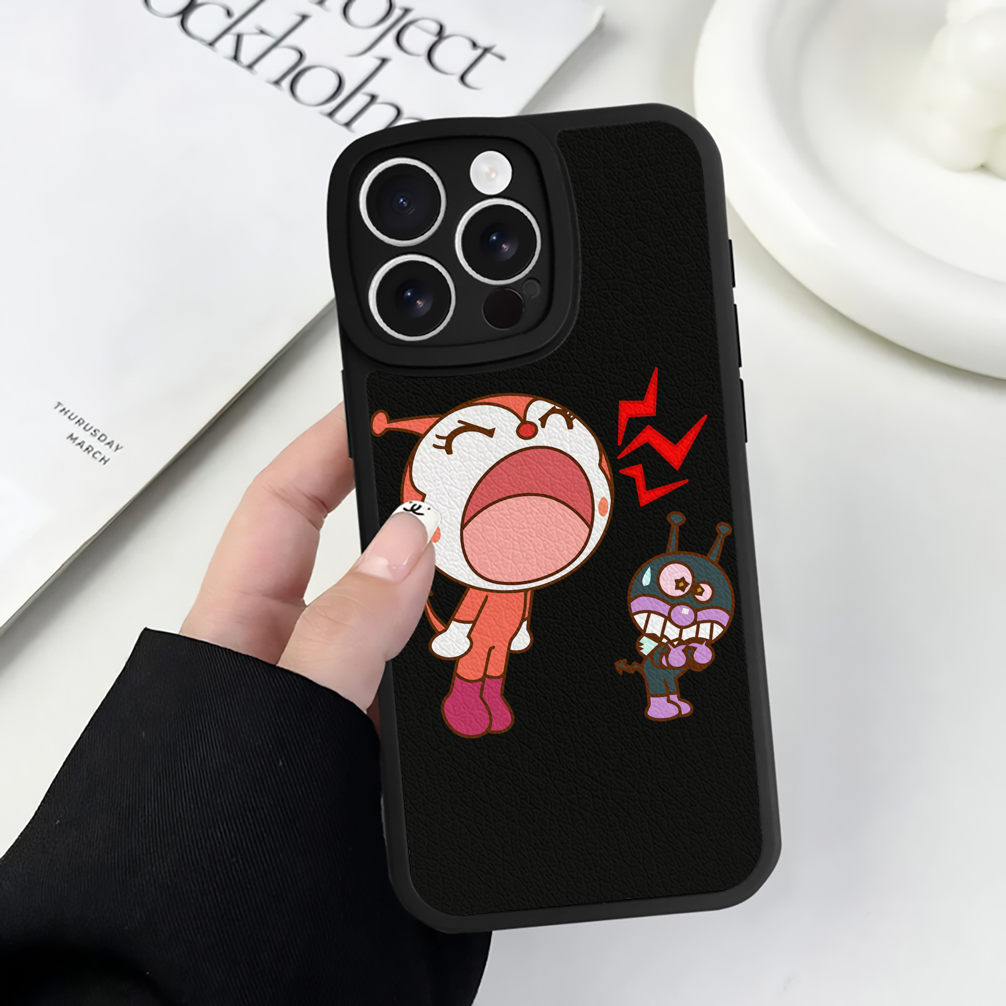 （画像用） アンパンマン Anpanman 【iPhone 16シリーズ対応】シリコンスマホケース（レザー調） 材質：シリコン